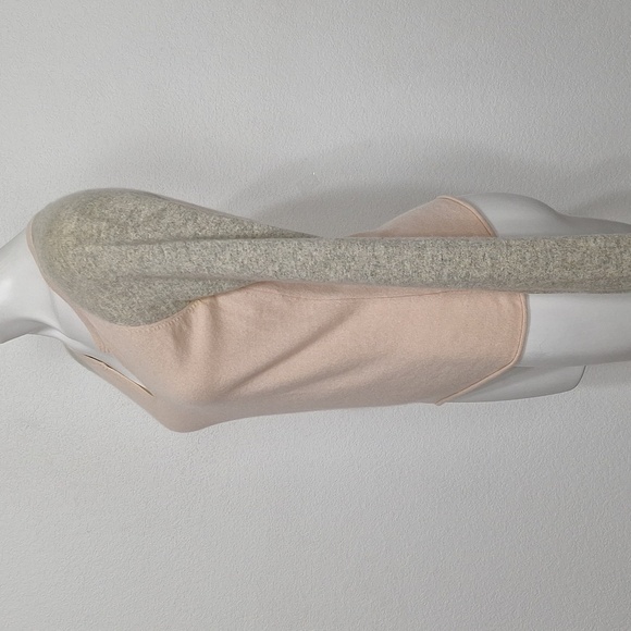 Vince Pink Gray Coquette Romantic Colorblock Quiet Luxury Old Money Sweater M - Picture 5 of 11